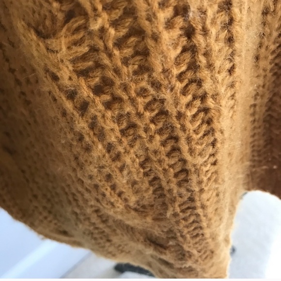 UNIF x Urban Outfitters Mustard Cableknit Sweater - Picture 13 of 15